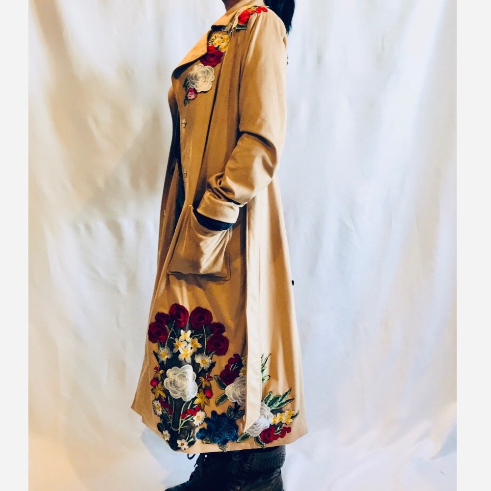 Coat - image 2